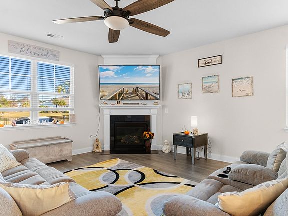 4th image of 3095 Gillham Loop