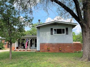 1944 N Joann St, Wichita, KS 67203
