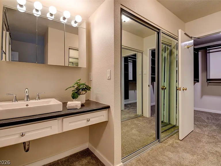 3111 Bel Air Dr #8E — Photo 30