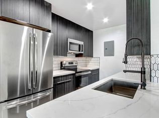 9400 Exposition Blvd APT 105, Los Angeles, CA 90034