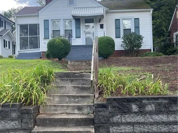 1211 Ebert St, Winston Salem, NC 27103