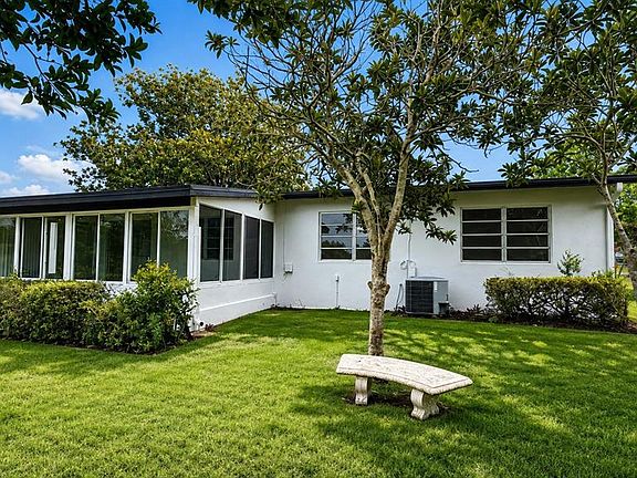 5th image of 658 ELGROVE DRIVE