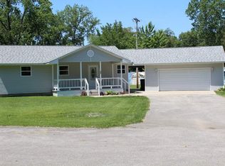 106 S Arch St, Monon, IN 47959