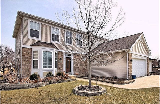 1st image of 989 Westgate Dr