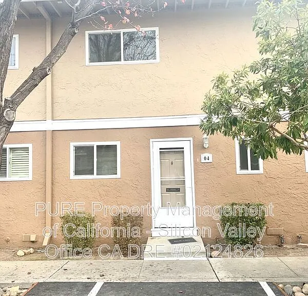 831 Pomeroy Ave #4 — Photo 2