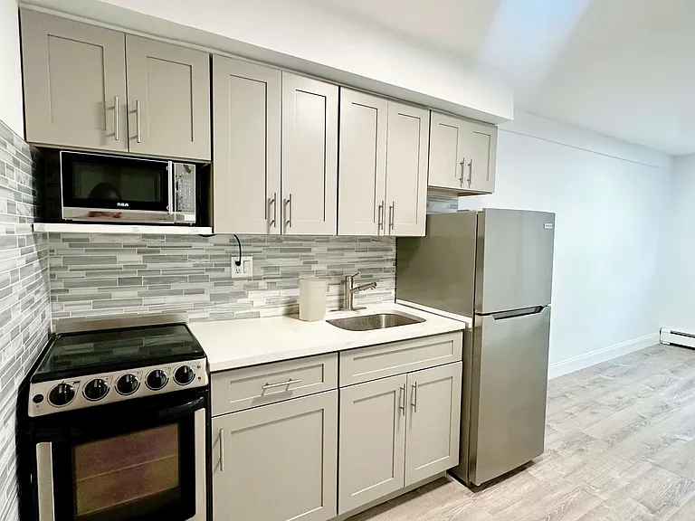 35-25 32nd St #1B — Photo 2