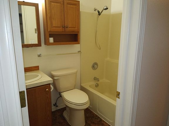5th image of 620 Buckingham Dr