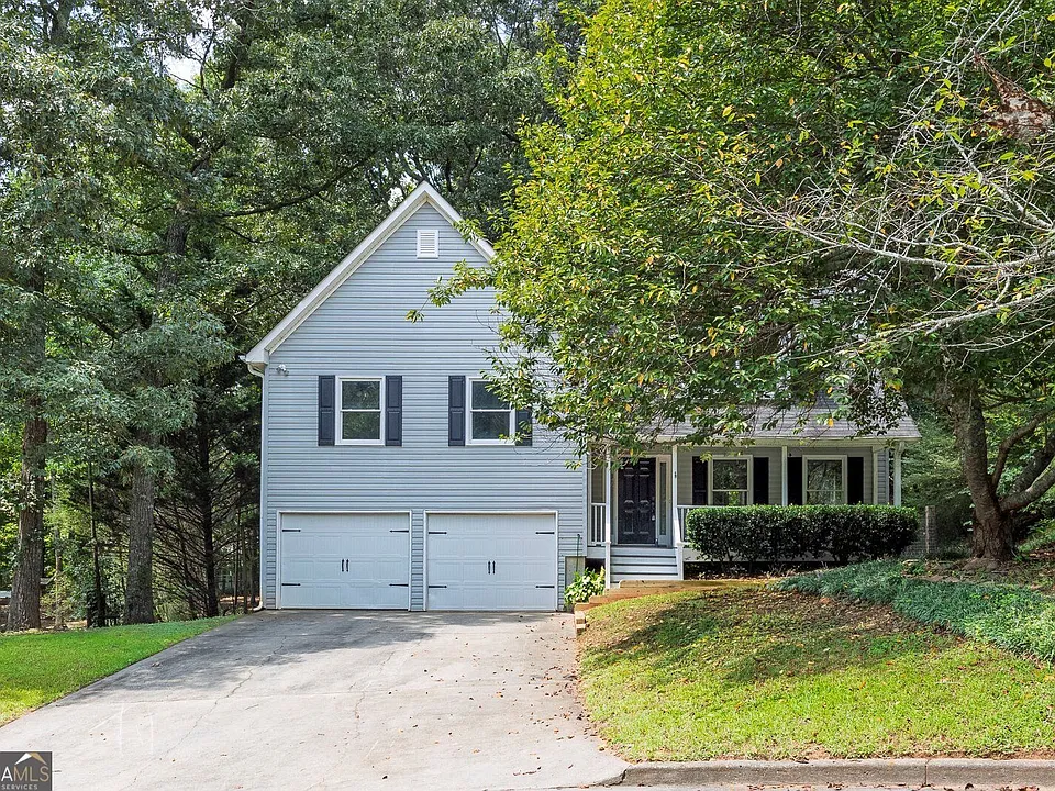 228 Hawkins Farm Cir