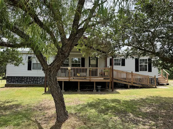 8532 Marthas Way, Alvarado, TX 76009