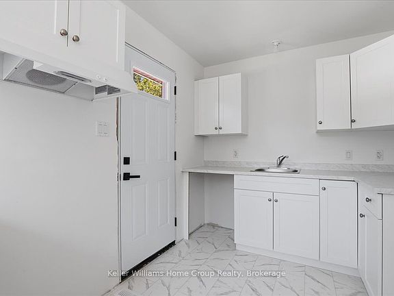 2nd image of 1884 Avalon St