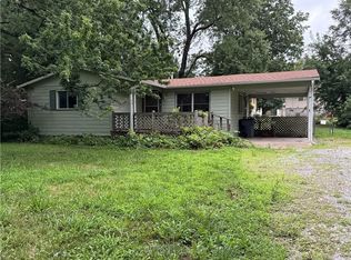 504 N Logan St, Olathe, KS 66061
