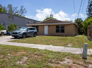230 SW 8TH Street, Deerfield Beach, FL 33441