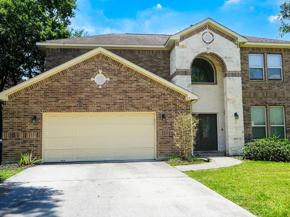 17903 Pleasantglen Ct, Spring, TX 77379