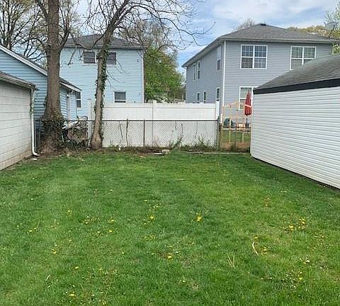3rd image of 543 Lincoln Ave