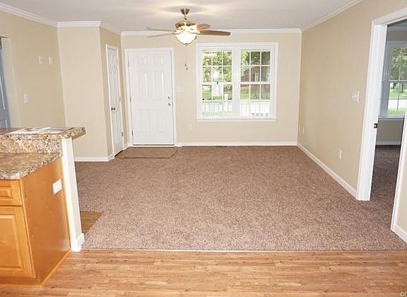 4th image of 1404 Dinwiddie Ave