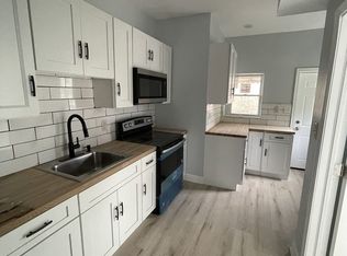 2113 N 17th St #B, Philadelphia, PA 19121