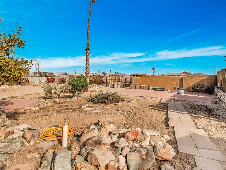 7565 Sherman Hoyt Ave — Photo 35