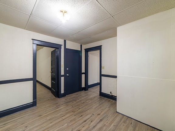 3rd image of 1612 Broadway St APT 4