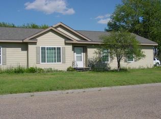 823 Texas Ave, Goodland, KS 67735