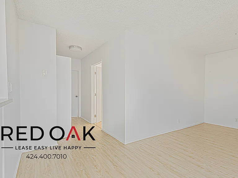 2065 Rodney Dr #103 — Photo 12