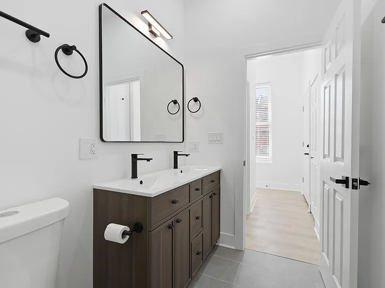 1838 N Damen Ave #3F — Photo 12
