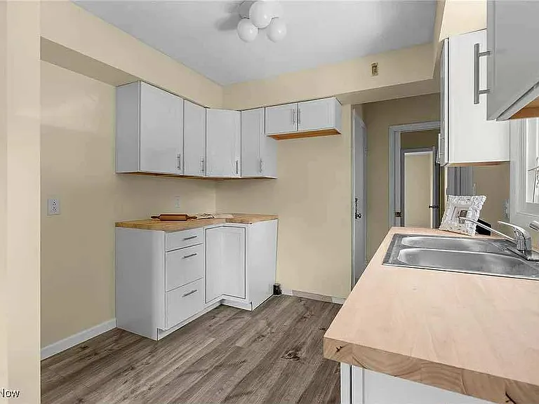 210 Magnolia Ave — Photo 11