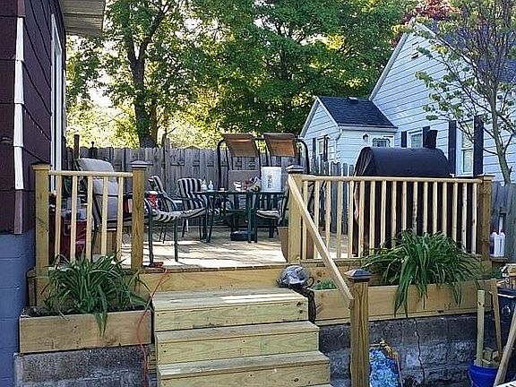 5th image of 604 S Lincoln Ave