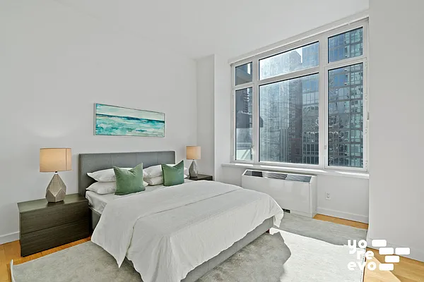Sold by Yoreevo, LLC | media 10