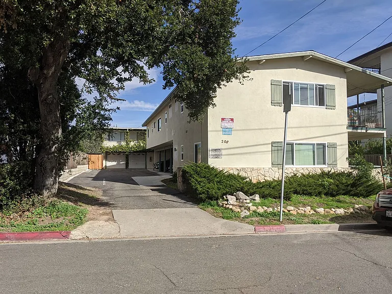 208 Oceano — Photo 18