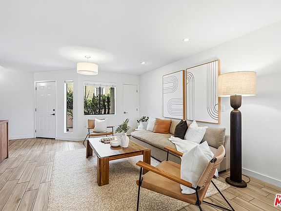 4th image of 1802 20th St APT B