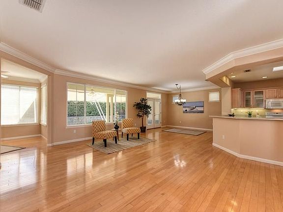 5th image of 7145 Stagecoach Cir