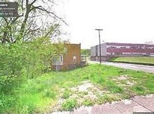 827 Fairdale St, Pittsburgh, PA 15204