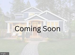 15540 Peach Leaf Ln N, Gaithersburg, MD