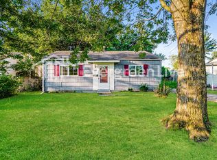 1519 Grovewood Dr, Columbus, OH 43207