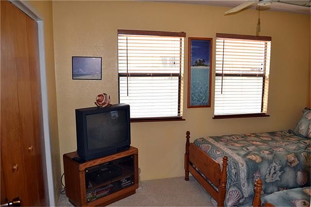 1st image of 23118 Verano Dr