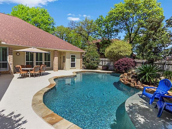 2nd image of 2407 Wild Rose Ct
