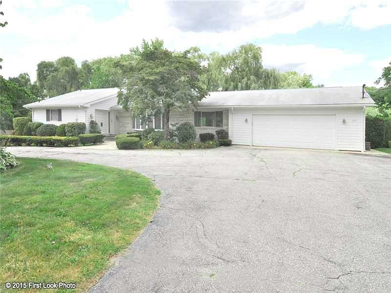 191 Central Ave, Johnston, RI 02919 Zillow