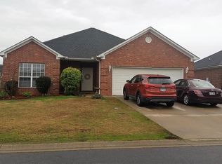 2645 Apple Blossom Ln, Conway, AR 72034