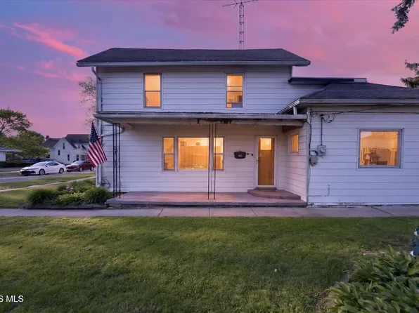206 Franklin Ave, Swanton, OH 43558