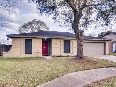 218 Redbud Cir, League City, TX, 77573