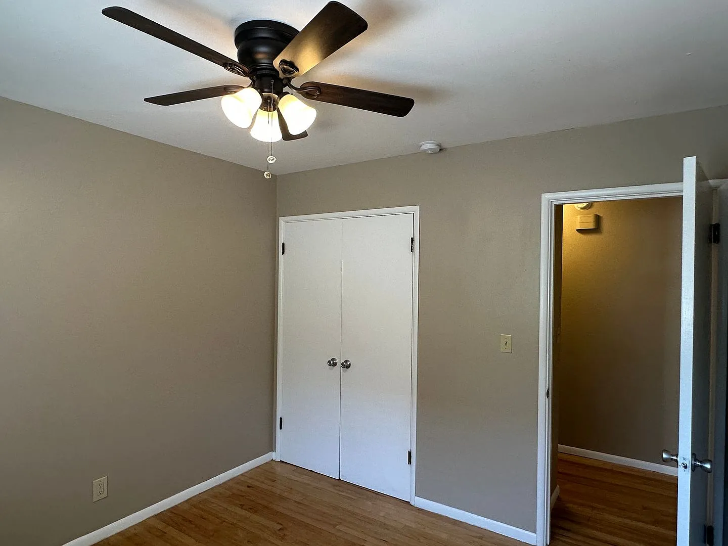 Maria Court — Photo 4