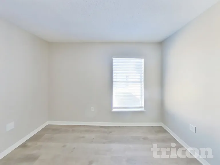 4138 Clearbrook Cove Rd — Photo 8