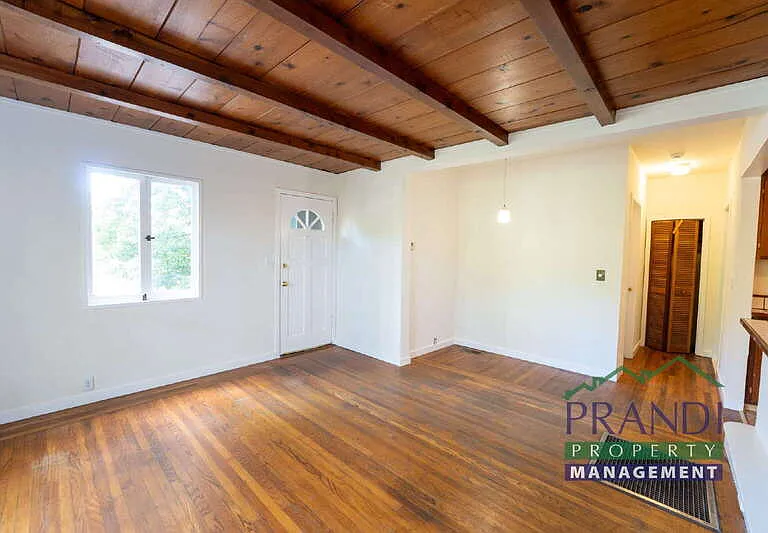 357 Forrest Ave — Photo 6