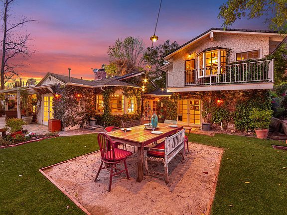 5th image of 5142 Dumont Pl
