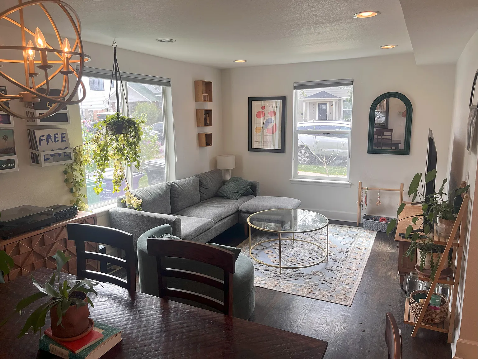 3 bed, 2.5 bath, 1510 sqft, $3,650 — Photo 2