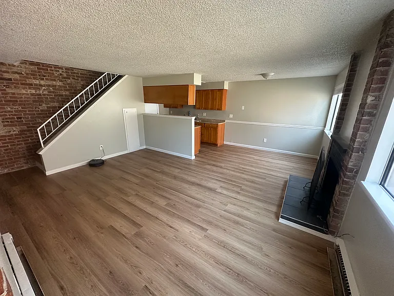 SE 173rd Pl — Photo 4