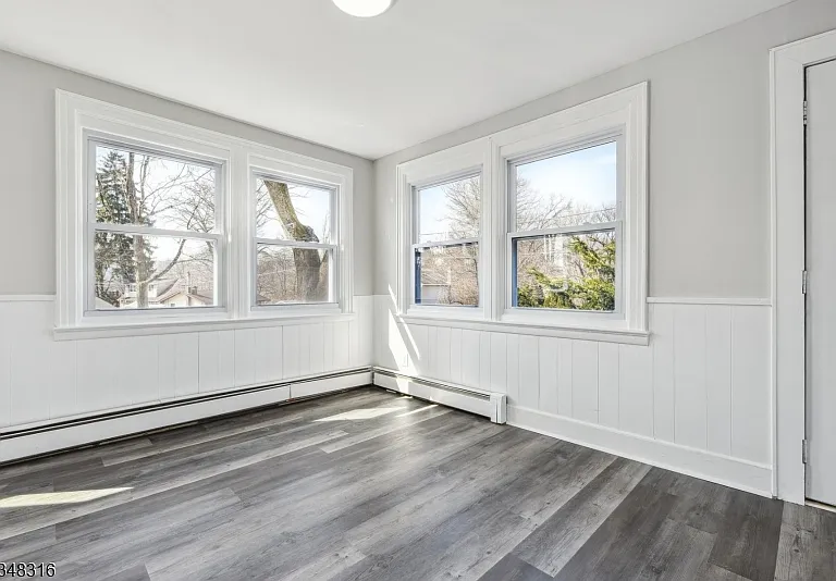 14 Walton Way — Photo 4