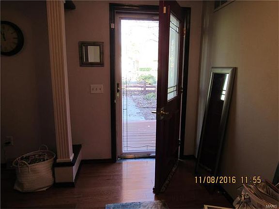 4th image of 18 Dogwood Ln