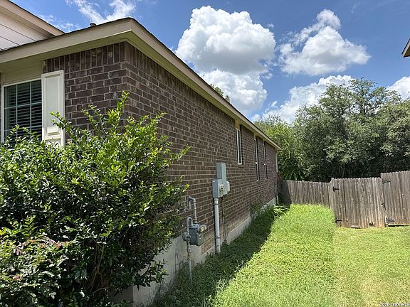 5th image of 14003 LAUREL BR