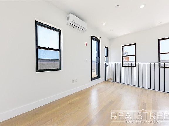 4th image of 1889 Bergen St #4F